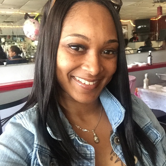 angelawood32582